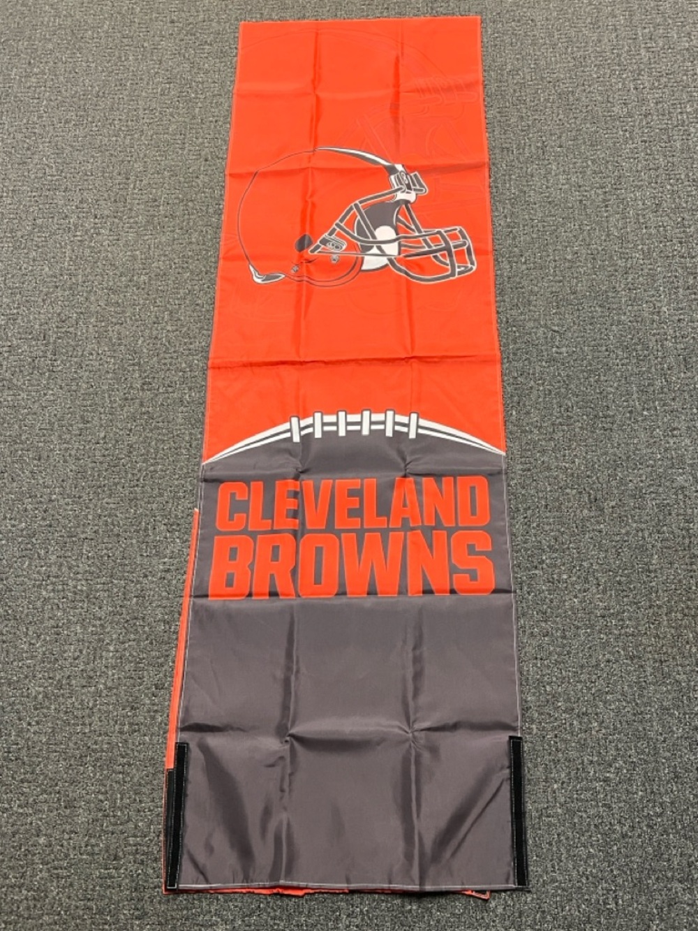 Mydor Cleveland Browns NFL Licensed Two-Sided Fabric Door Wrap - Picture 2 of 13